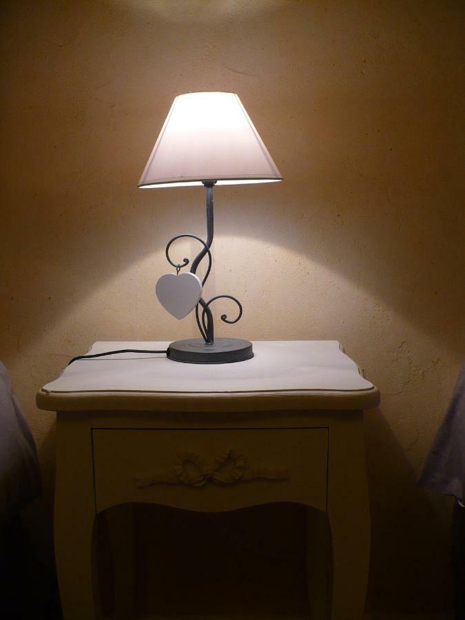 Anneyron Chambre D'Hotes - Le Safran Du Val D'Or מראה חיצוני תמונה